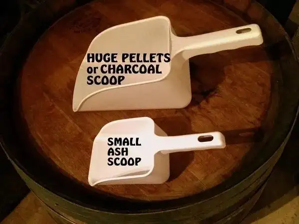 Huge Plastic Scoop - Image 2
